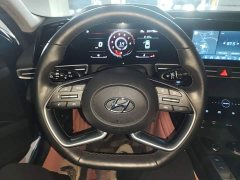 Hyundai Elantra 1.5L CVT Luxury - ფოტო 11