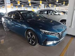 Hyundai Elantra 1.5L CVT Luxury - ფოტო 4