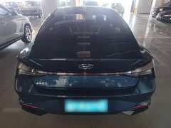 Hyundai Elantra 1.5L CVT Luxury - ფოტო 6