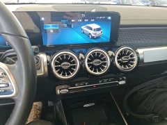 Mercedes-Benz GLB 220 Dynamic - ფოტო 13
