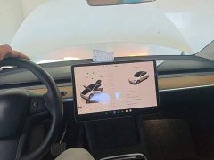 Tesla Model Y Rear-Wheel Drive - ფოტო 10