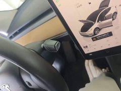 Tesla Model Y Rear-Wheel Drive - ფოტო 14