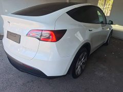 Tesla Model Y Rear-Wheel Drive - ფოტო 8