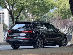 Audi Q7 55 TFSI quattro S line Ice Snow Sport Edition - ფოტო 5