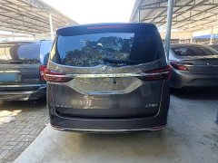 Buick GL8 Land Official Business Class 652T Comfort Edition - ფოტო 6