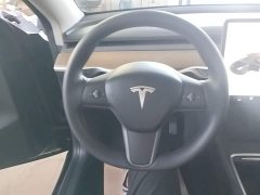 Tesla Model Y Standard Range RWD - ფოტო 11