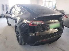 Tesla Model Y Standard Range RWD - ფოტო 5