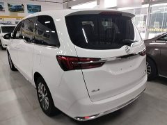 Buick GL8 Land Business Class Smart Edition - ფოტო 5
