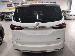 Buick GL8 Land Business Class Smart Edition - ფოტო 6