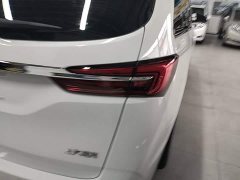 Buick GL8 Land Business Class Smart Edition - ფოტო 8