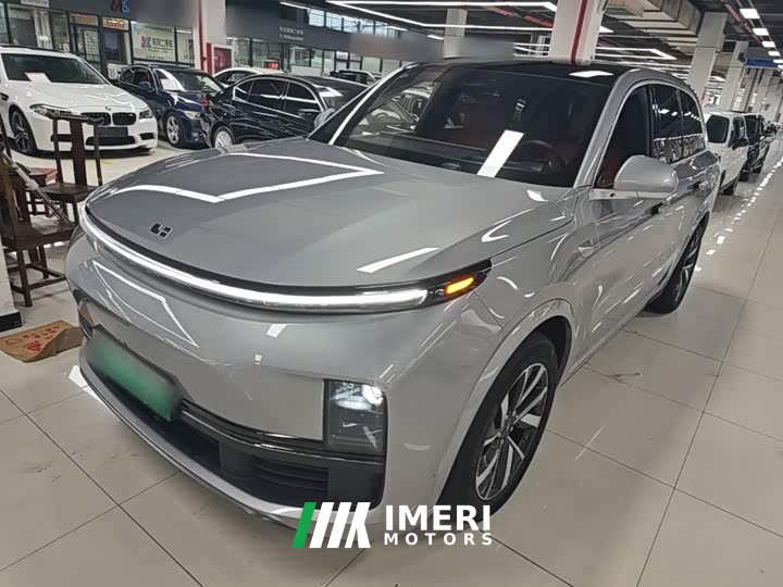 Li Auto L8 2023 Pro - ავტომობილი ჩინეთიდან