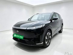 Dongfeng eπ008 636Ultra Smart Driving Edition 5-seater - ფოტო 1