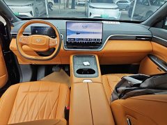 Dongfeng eπ008 636Ultra Smart Driving Edition 5-seater - ფოტო 10