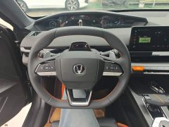 Changan UNI-V 1.5T Premium - ფოტო 11