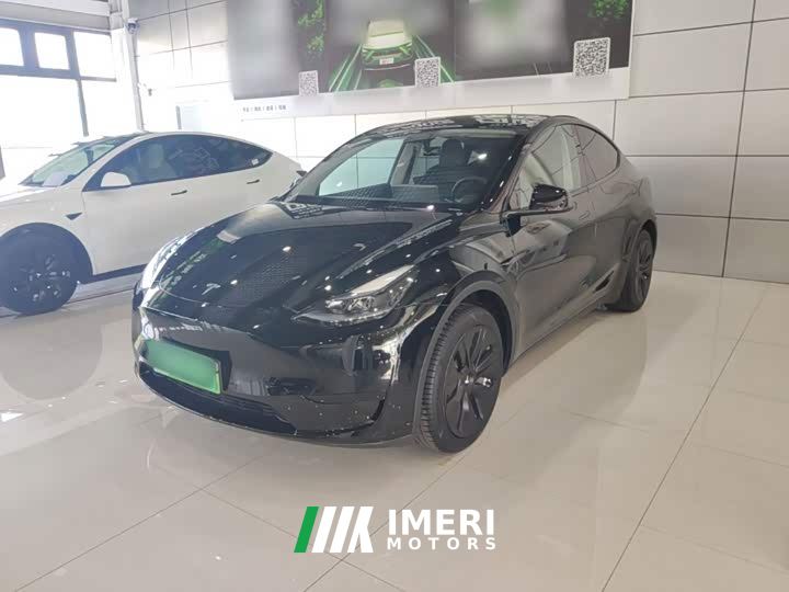 Tesla Model Y Facelift Rear-Wheel Drive