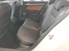 Volkswagen Bora 200TSI DSG Comfort Navigation Edition - ფოტო 13