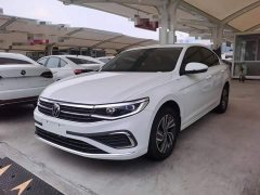 Volkswagen Bora 200TSI DSG Comfort Navigation Edition - ფოტო 2