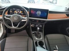 Volkswagen Bora 200TSI DSG Comfort Navigation Edition - ფოტო 6