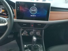 Volkswagen Bora 200TSI DSG Comfort Navigation Edition - ფოტო 9