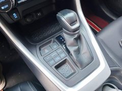 Toyota Venza 2020 2.0L CVT AWD Premium - ფოტო 14