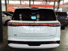 Dongfeng eπ008 210Max Extended Range 6-Seater - ფოტო 6