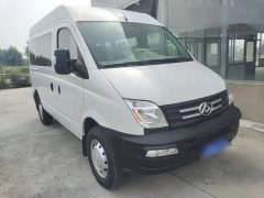 Maxus V80 2019 2.5T Classic 6-speed manual Aoyuntong Facelift Short Wheelbase Medium Roof 5/6-seater - ფოტო 4