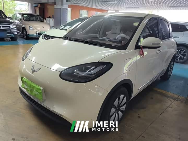 Wuling Binguo 333km Lingxi Connected Edition