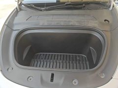Tesla Model Y Long Range All-Wheel Drive - ფოტო 20