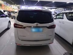 Buick GL8 Land Executive Cabin 652T Luxury - ფოტო 6