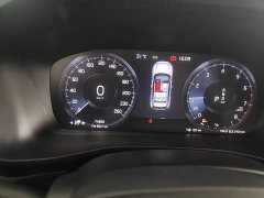 Volvo XC40 T4 AWD Smart Remote Luxury Edition - ფოტო 12