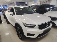 Volvo XC40 T4 AWD Smart Remote Luxury Edition - ფოტო 4