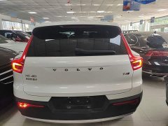 Volvo XC40 T4 AWD Smart Remote Luxury Edition - ფოტო 6