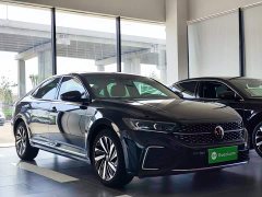 Volkswagen Passat 2022 330TSI Starry Sky Luxury Edition - ფოტო 4