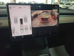 Tesla Model Y Long Range All-Wheel Drive - ფოტო 13