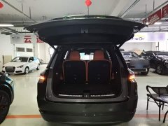 Li Auto L9 Pro - ფოტო 19
