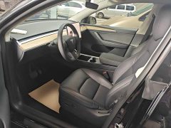 Tesla Model Y Standard Range RWD - ფოტო 15