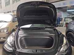 Tesla Model Y Standard Range RWD - ფოტო 20