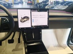 Tesla Model Y L Long Range All-Wheel Drive - ფოტო 13