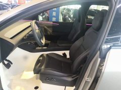 Tesla Model Y L Long Range All-Wheel Drive - ფოტო 15
