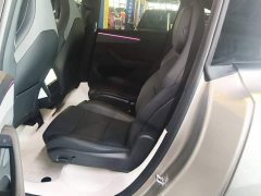 Tesla Model Y L Long Range All-Wheel Drive - ფოტო 17