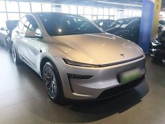 Tesla Model Y L Long Range All-Wheel Drive - ფოტო 4
