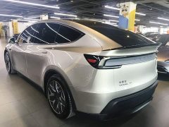 Tesla Model Y L Long Range All-Wheel Drive - ფოტო 5