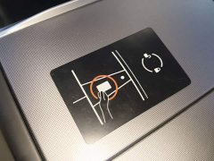 Tesla Model Y L Long Range All-Wheel Drive - ფოტო 9