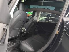 Tesla Model Y Rear-Wheel Drive - ფოტო 17