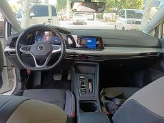 Volkswagen Golf 2021 200TSI DSG Pro - ფოტო 10