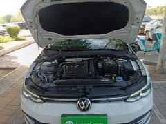 Volkswagen Golf 2021 200TSI DSG Pro - ფოტო 20
