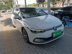Volkswagen Golf 2021 200TSI DSG Pro - ფოტო 4