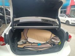 Ford Focus Sedan EcoBoost 180 Automatic Trend - ფოტო 19