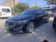 Volkswagen Passat 330TSI Elite - ფოტო 1