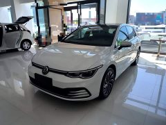 Volkswagen Golf 2023 Facelift 280TSI DSG Pro - ფოტო 2